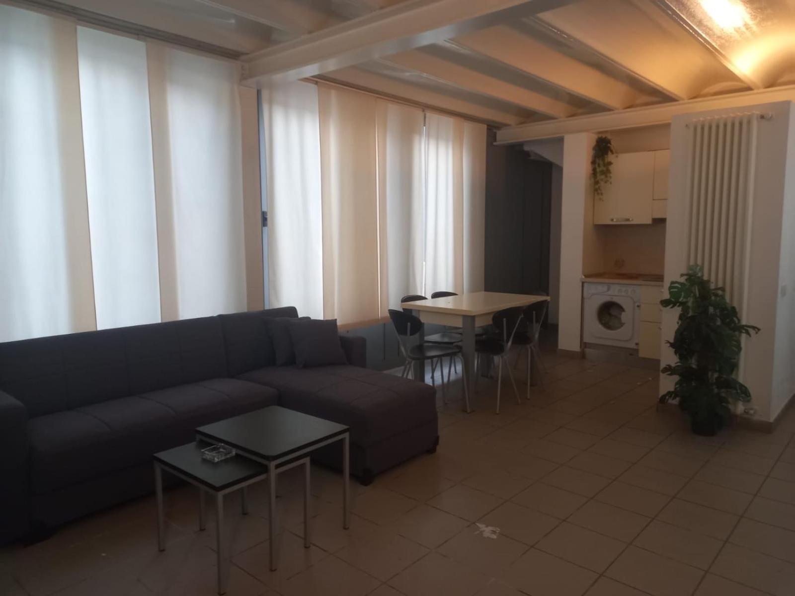 Appartamenti Tra Lago E Montagna Casa Ideale Lecco Bagian luar foto